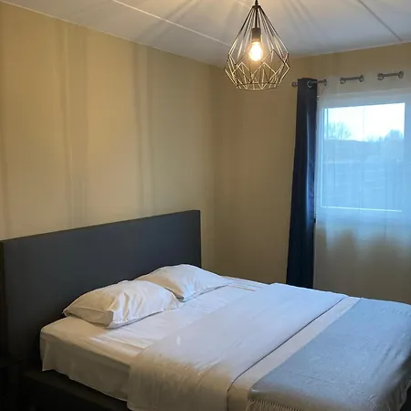 酒店 Cote Grange 图尔奈
