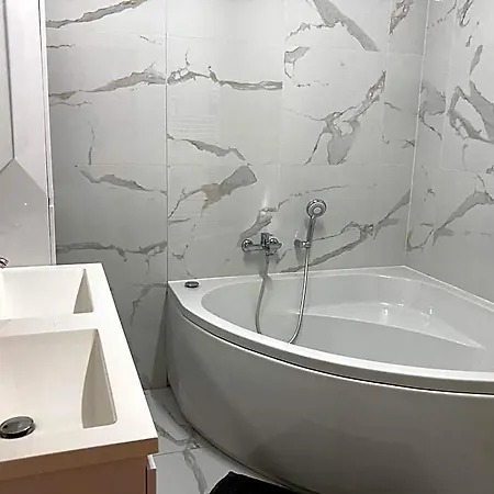 酒店 Cote Grange 图尔奈